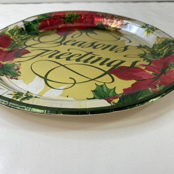 Holiday Themed Disposable Paper Plates Sectioned Santa Gifts "Seasons Greetings" - Picture 5 of 13